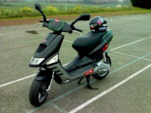 aprilia sr 50